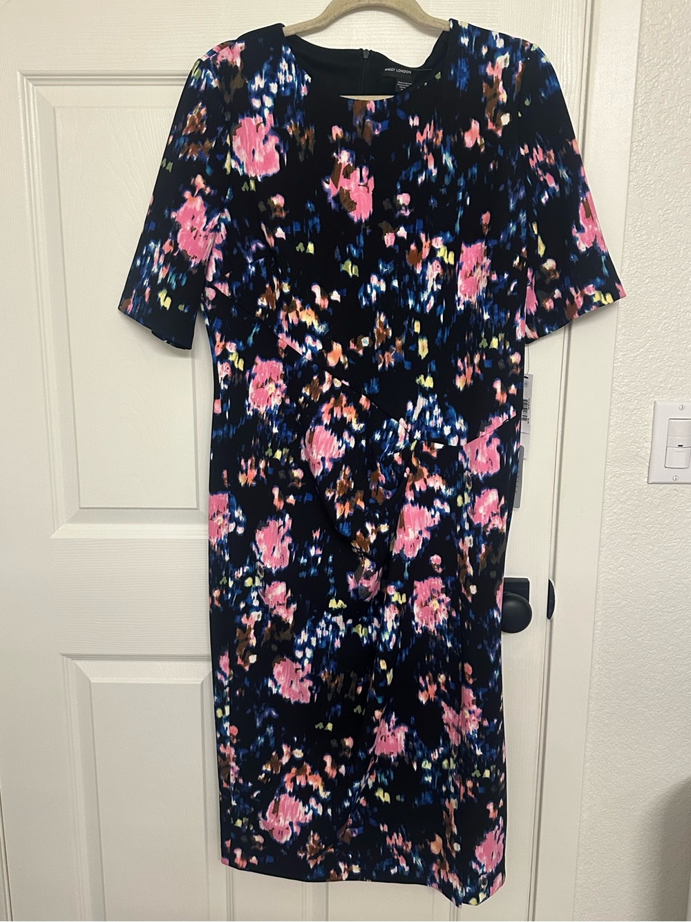 Floral Print Sheath Dress in Black and Pink